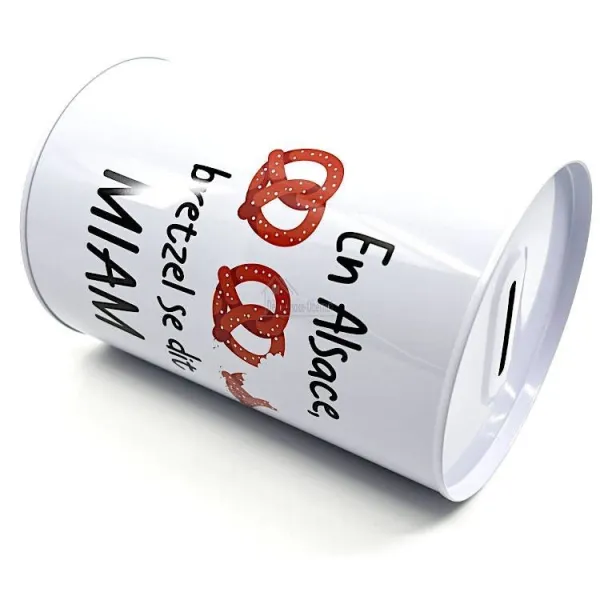 Tirelire en métal En Alsace, Bretzel se dit Miam